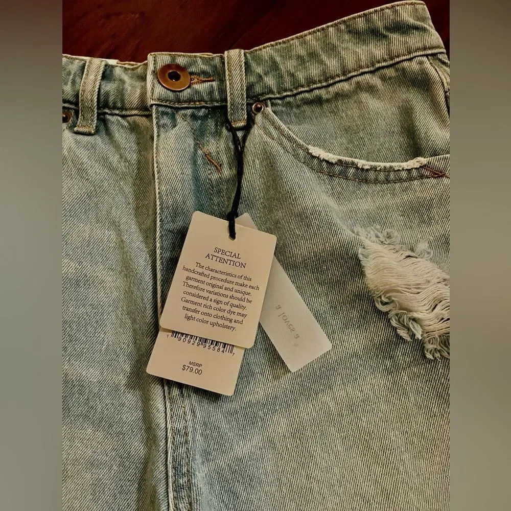 A loves A Brand Juniors Denim Shorts Light Blue Wash Size 26 New w Tags
